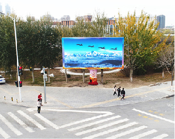 金寨户外大屏广告投放要点。